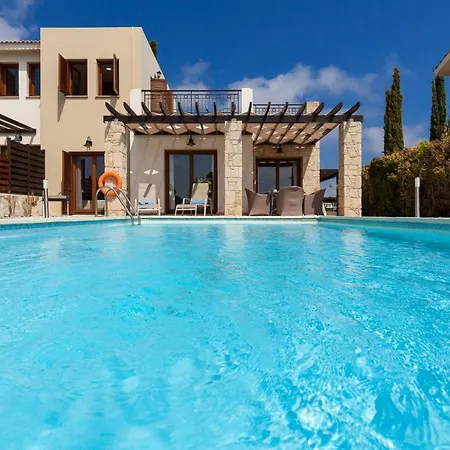 فيلة Aphrodite Hills Junior Junior J032 Air Conditioning Private Pool 2 Bedrooms P